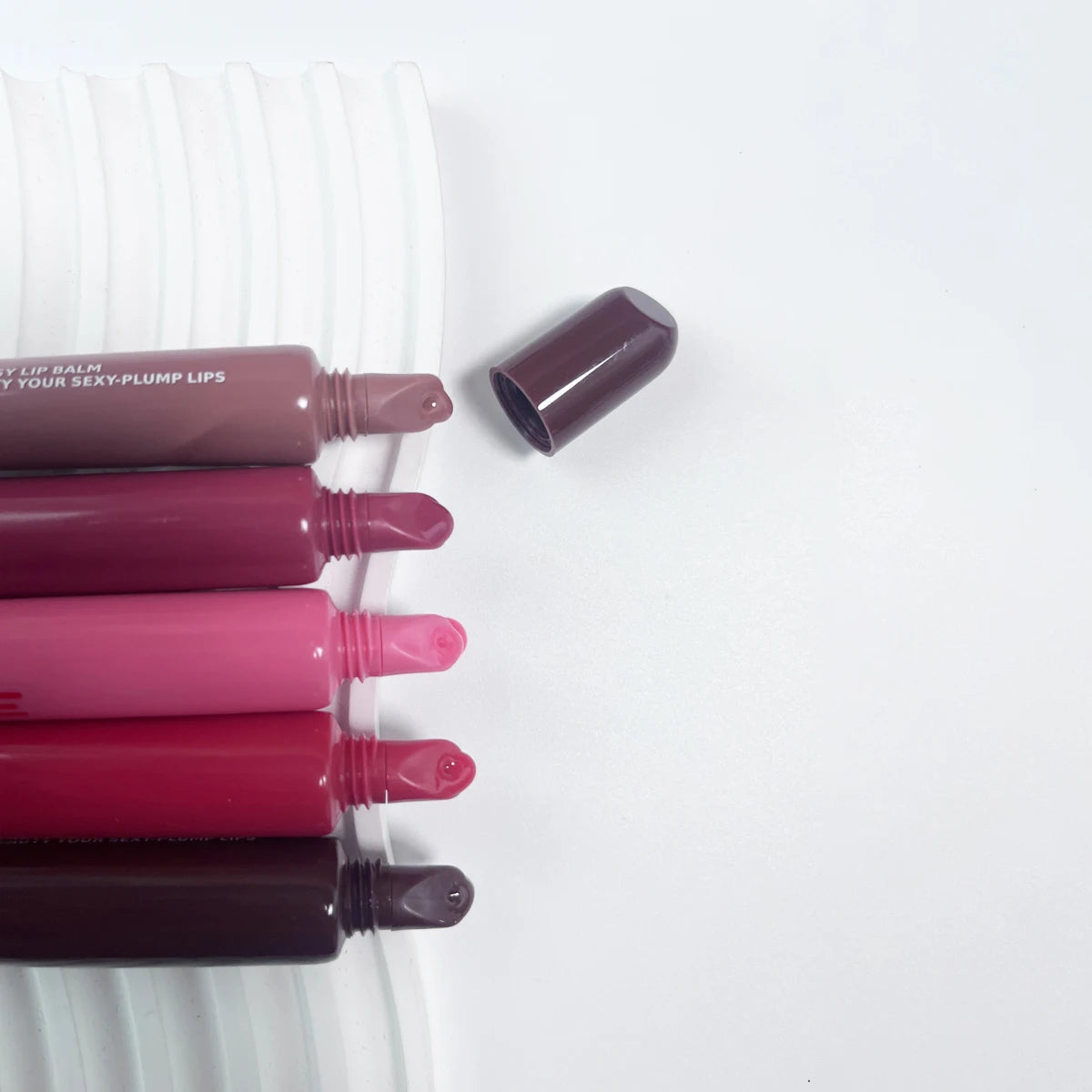 Moisturizing Phone Case Lip Gloss Moisturizer With Raspberry Flavour